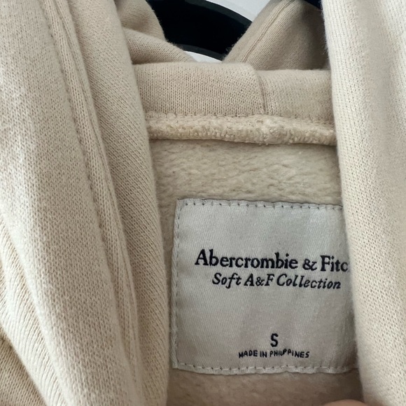 A&F Wedge Hoodie - Picture 5 of 5